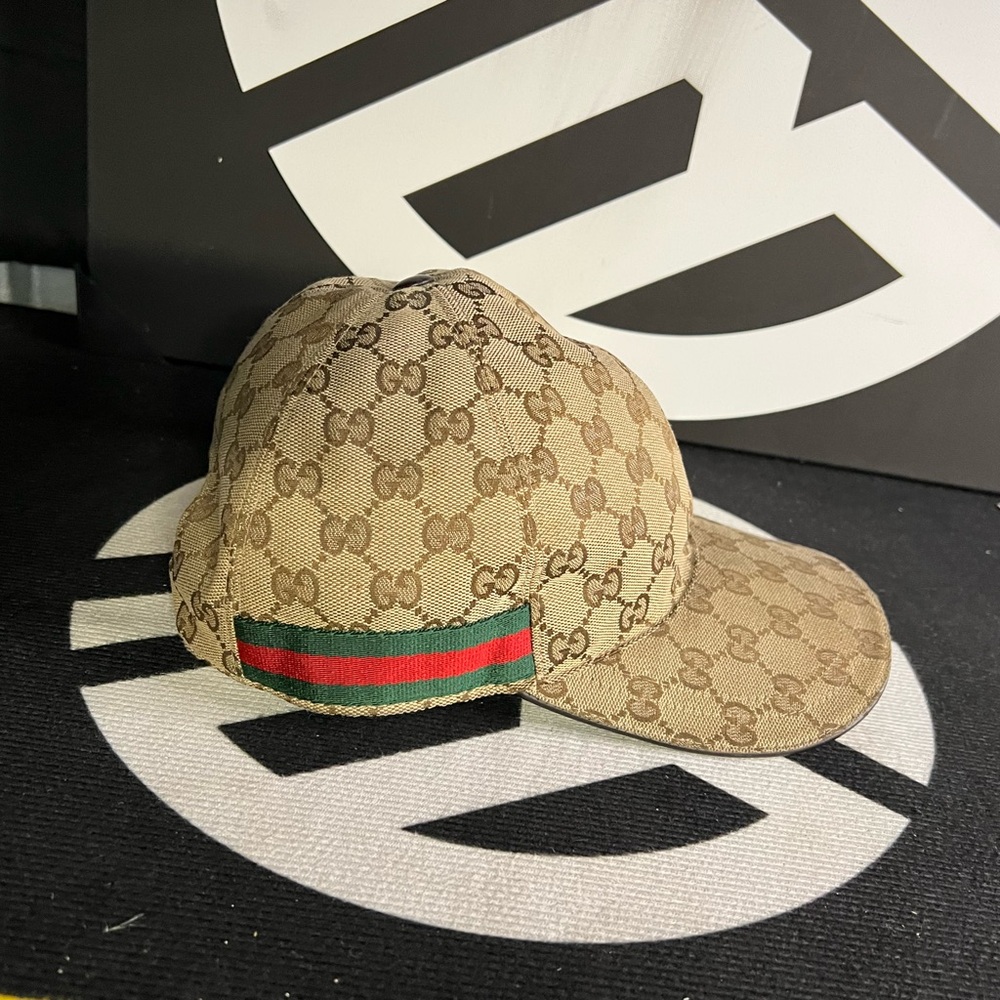 Gucci hat - Picture 3 of 9